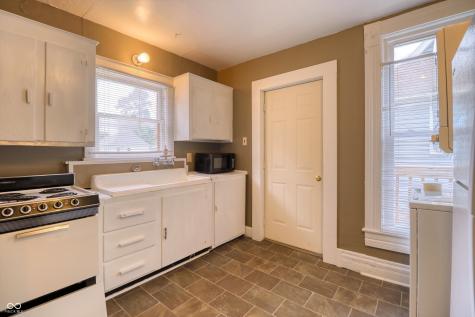 1109 W Ashland Avenue Muncie IN 47303