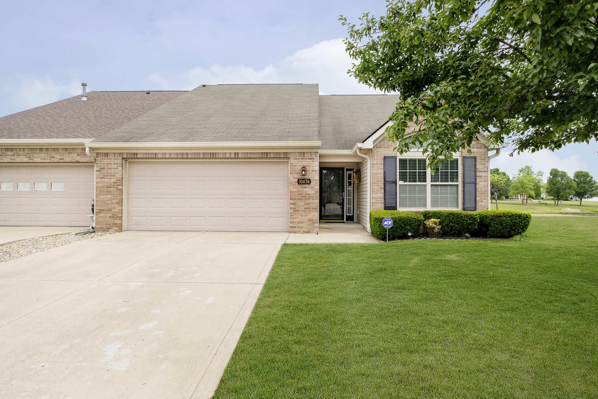 10676 Swan Court Indianapolis IN 46231