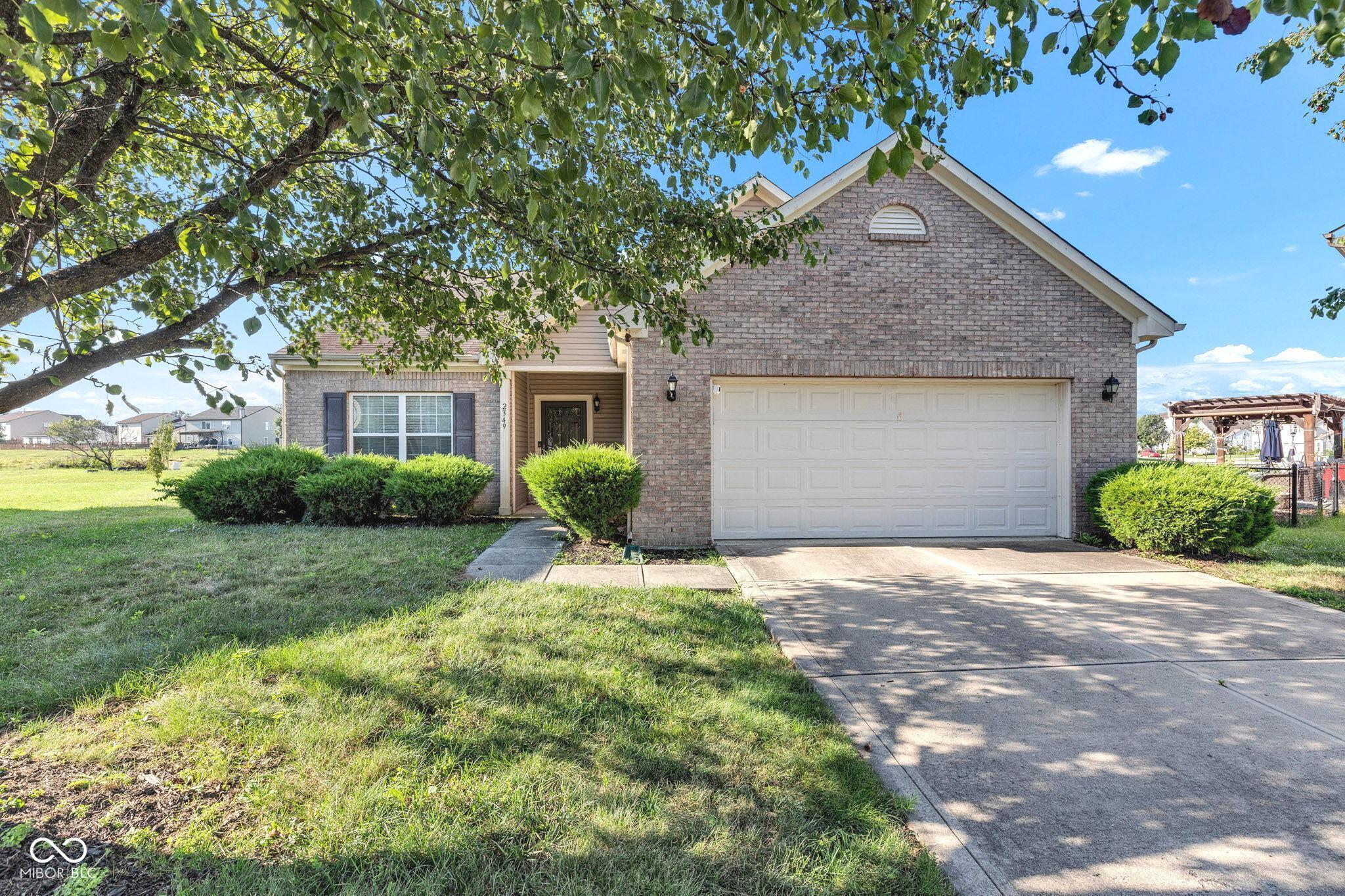2349 Cole Wood Circle Indianapolis IN 46239