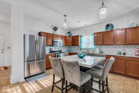 2349 Cole Wood Circle Indianapolis IN 46239