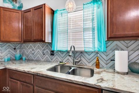 2349 Cole Wood Circle Indianapolis IN 46239