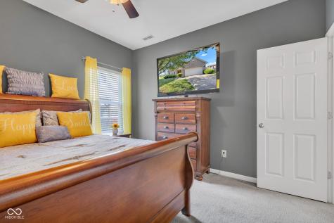 2349 Cole Wood Circle Indianapolis IN 46239