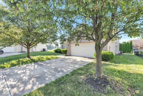 2349 Cole Wood Circle Indianapolis IN 46239