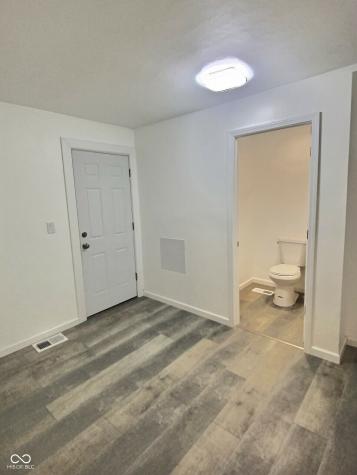 806 S Poplar Street Seymour IN 47274