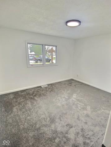 806 S Poplar Street Seymour IN 47274