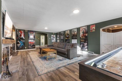 1018 N Madison Avenue Anderson IN 46011