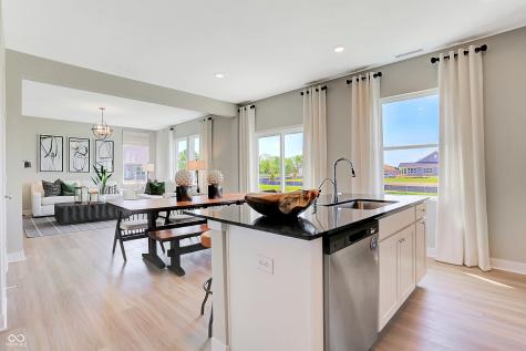 1636 Hemlock Circle Greenfield IN 46140