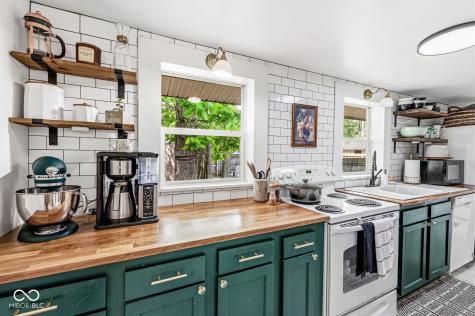 4706 Caroline Avenue Indianapolis IN 46205