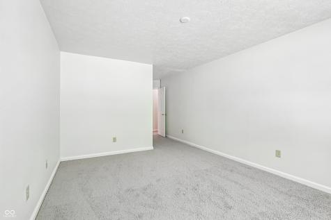 2045 Sotheby Lane Indianapolis IN 46239