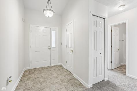 2045 Sotheby Lane Indianapolis IN 46239