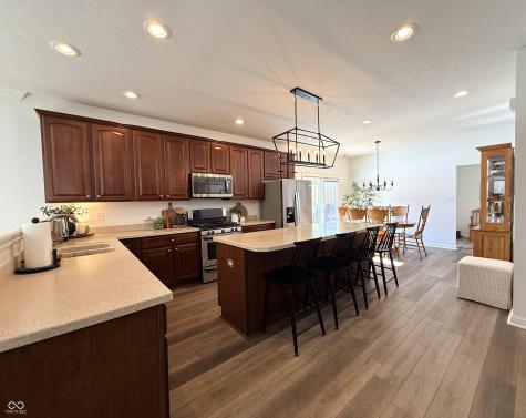 6883 Roundrock Court Avon IN 46123