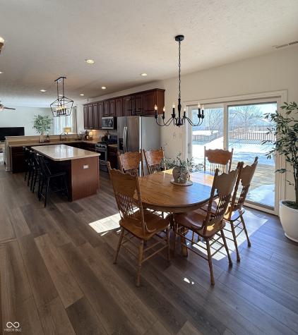 6883 Roundrock Court Avon IN 46123