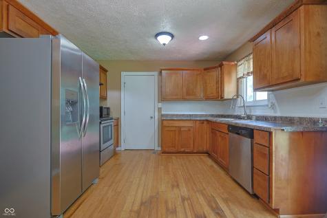 7834 Burr Oak Court Indianapolis IN 46217