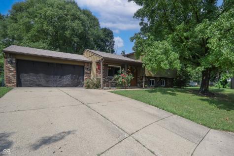 7834 Burr Oak Court Indianapolis IN 46217