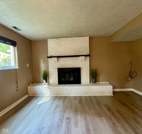 7834 Burr Oak Court Indianapolis IN 46217