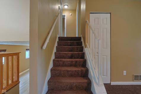 7834 Burr Oak Court Indianapolis IN 46217