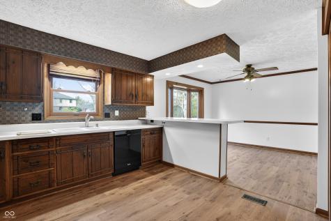 7802 Mallard Way Indianapolis IN 46256