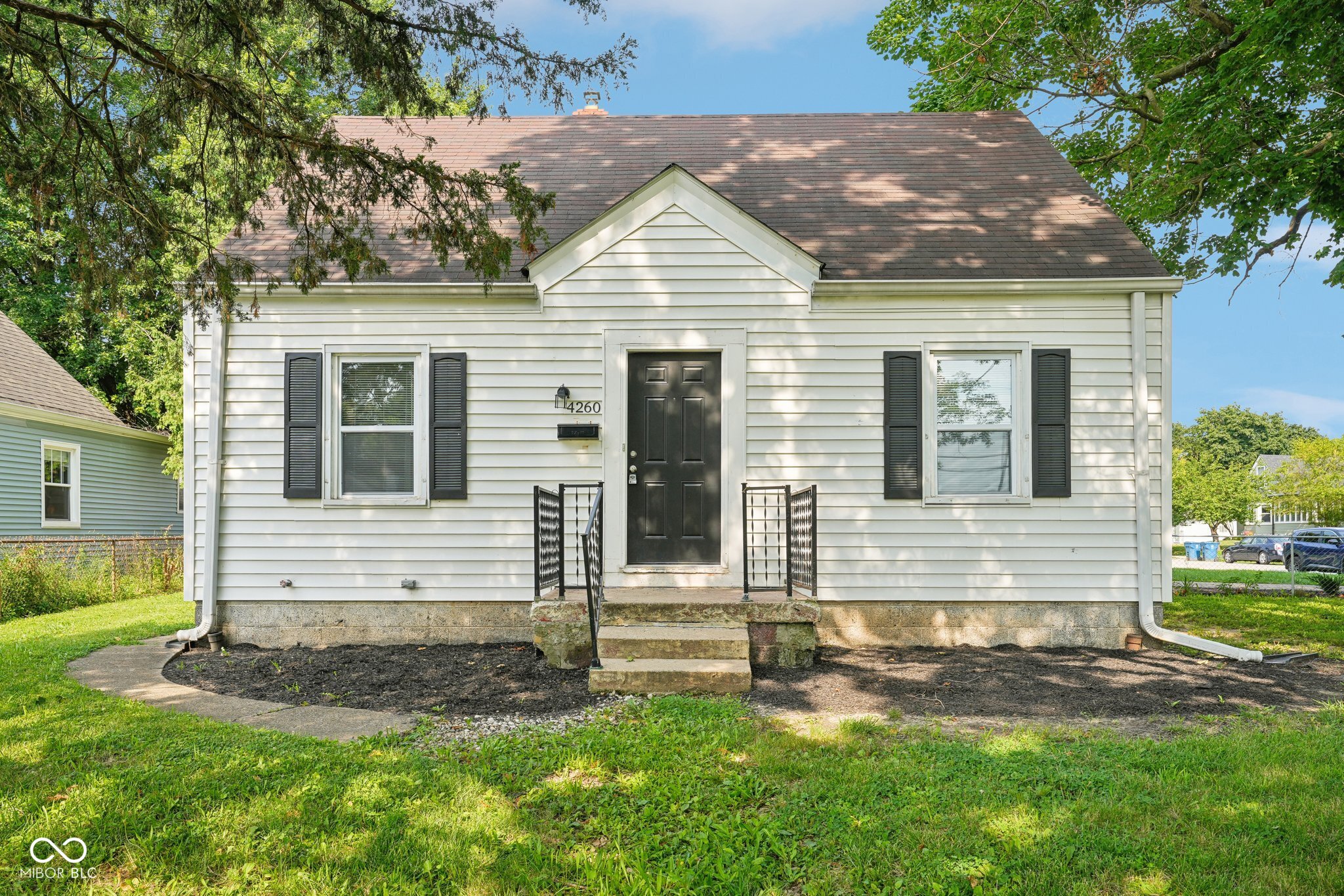 4260 Boulevard Place Indianapolis IN 46208