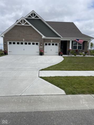 271 Dyson Drive Whiteland IN 46184