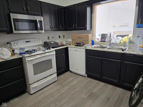 1130 N Threshing Court Cumberland IN 46229