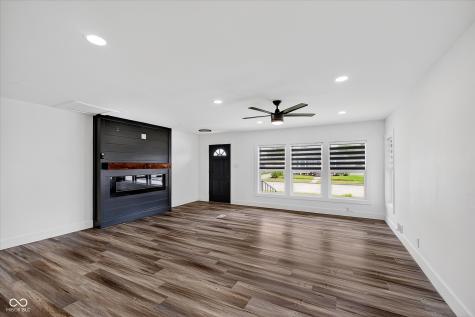 248 S 5th Avenue Beech Grove IN 46107