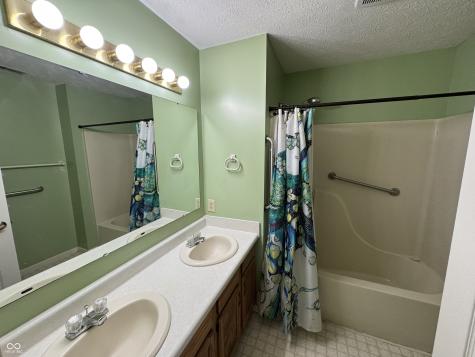 2806 Coopersmith Court Indianapolis IN 46268