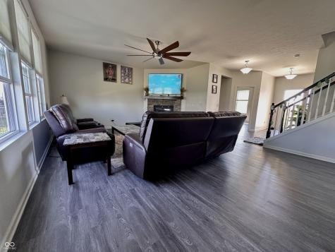 6162 Crabapple Drive Whitestown IN 46075