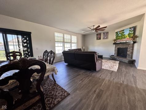 6162 Crabapple Drive Whitestown IN 46075