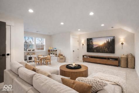 5166 Oak Ridge Trail Columbus IN 47201