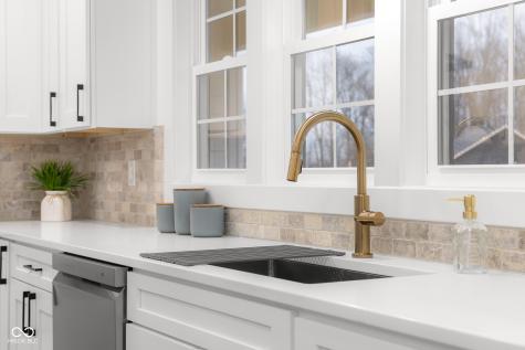 5166 Oak Ridge Trail Columbus IN 47201