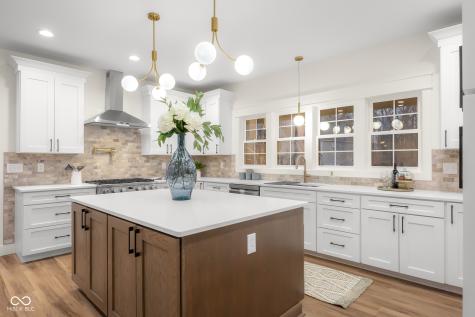 5166 Oak Ridge Trail Columbus IN 47201