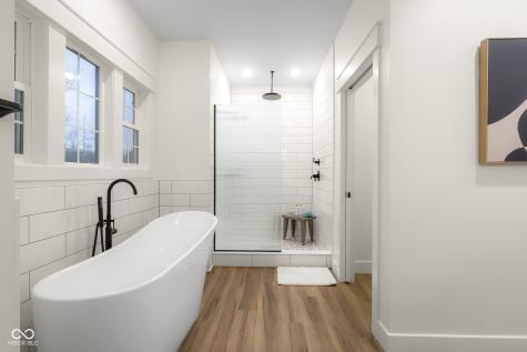 5166 Oak Ridge Trail Columbus IN 47201