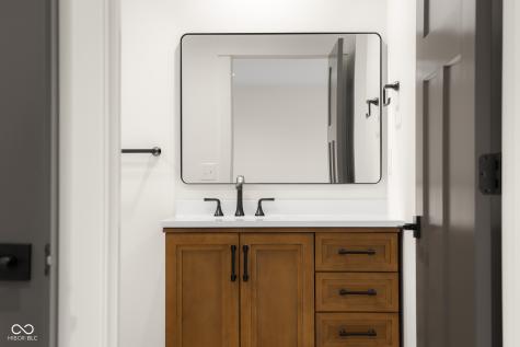 5166 Oak Ridge Trail Columbus IN 47201