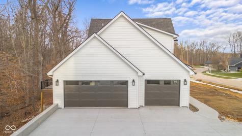 5166 Oak Ridge Trail Columbus IN 47201