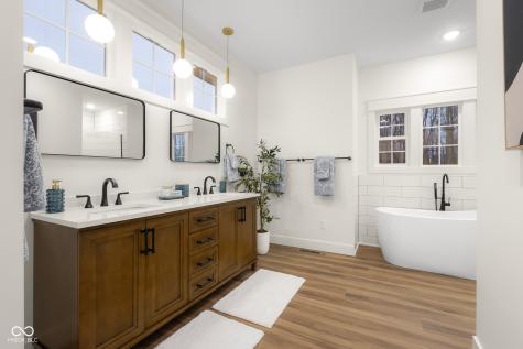 5166 Oak Ridge Trail Columbus IN 47201