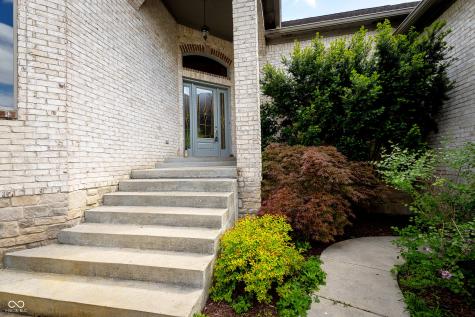 10165 Sanctuary Drive Brownsburg IN 46112
