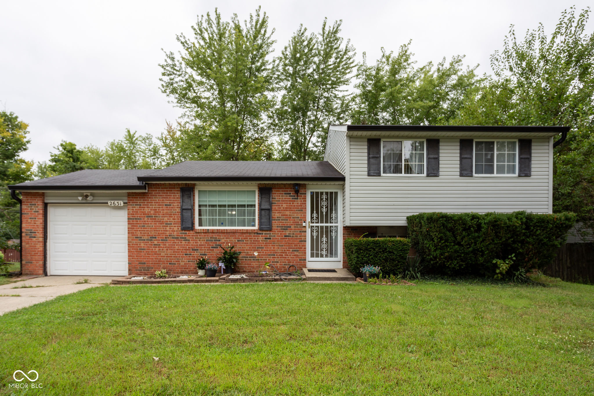 2631 Pawnee Drive Indianapolis IN 46229