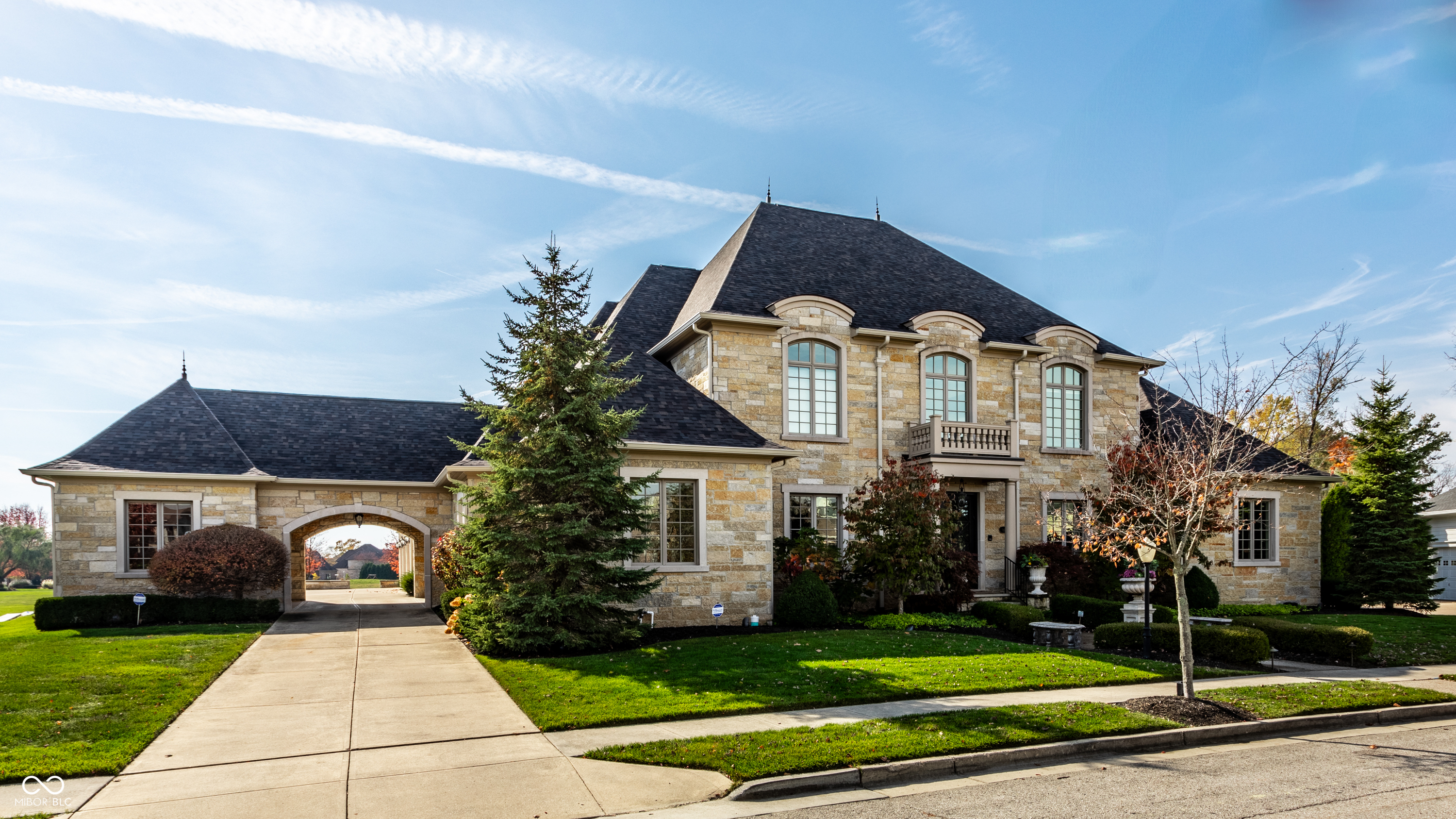1813 Milford Street Carmel IN 46032