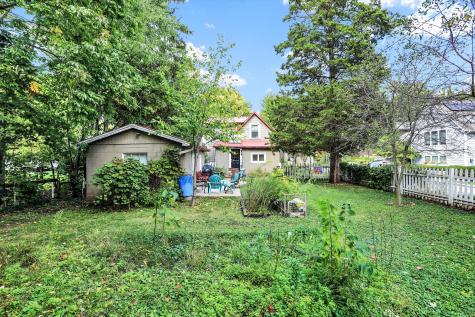 185 E Ash Street Zionsville IN 46077
