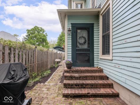 5514 E Michigan Street Indianapolis IN 46219