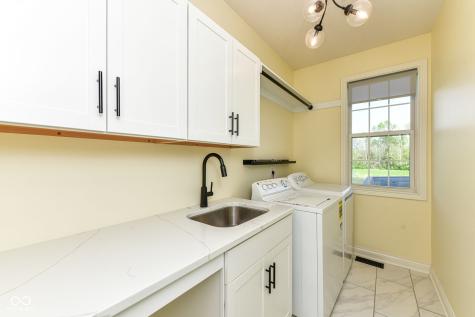 13845 Kickapoo Trail Carmel IN 46033