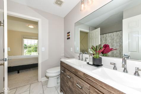 13845 Kickapoo Trail Carmel IN 46033