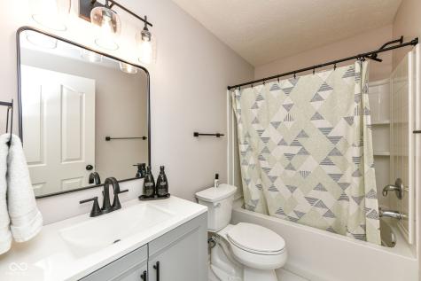 13845 Kickapoo Trail Carmel IN 46033