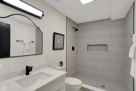 12618 E 86th Street Indianapolis IN 46236