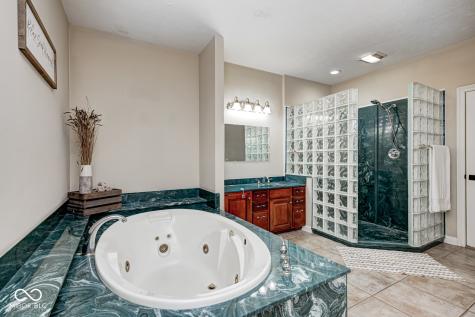 16285 Remington Drive Fishers IN 46037