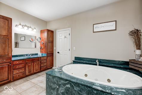 16285 Remington Drive Fishers IN 46037