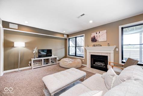 16285 Remington Drive Fishers IN 46037