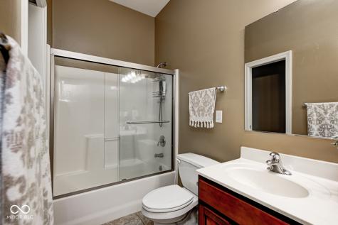 16285 Remington Drive Fishers IN 46037