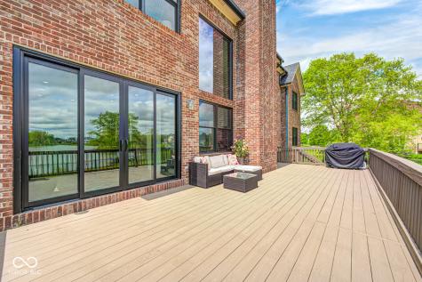 16285 Remington Drive Fishers IN 46037
