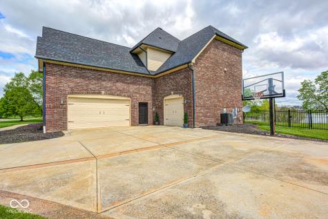 16285 Remington Drive Fishers IN 46037